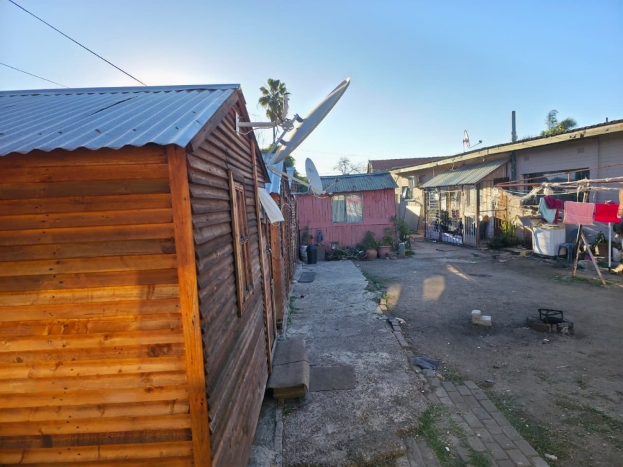 5 Bedroom Property for Sale in Oos Einde North West